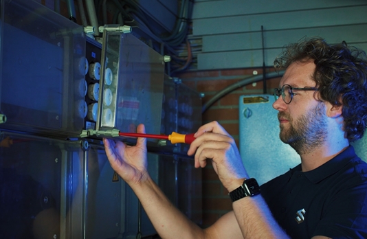 Wat doet een Stagiair Elektrotechniek?