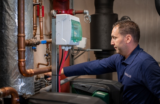 Wat doet een Servicemedewerker Drinkwaterinstallatie?